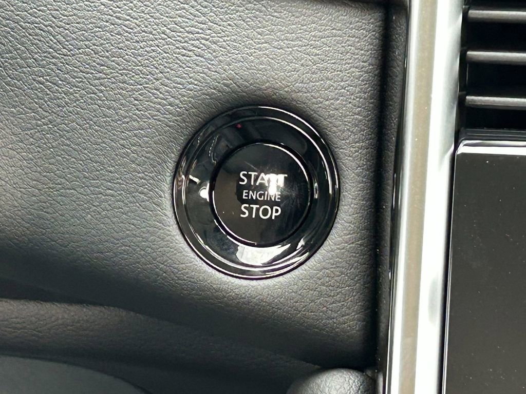 New 2026 Nissan Armada SV image 16