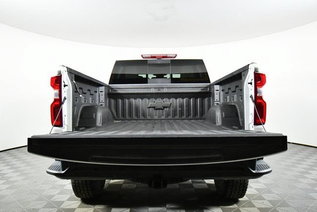 Used 2025 Chevrolet Silverado 1500 ZR2 w/ Technology Package AWD/4WD image 27