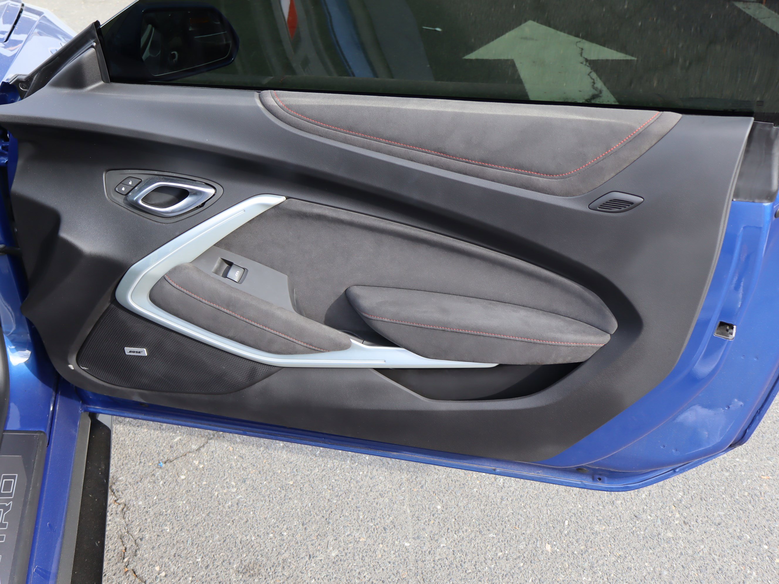 Used 2022 Chevrolet Camaro ZL1 image 32