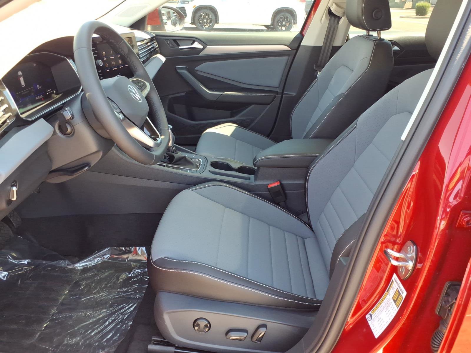 New 2026 Volkswagen Jetta SE image 9