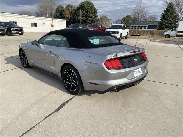 Used 2020 Ford Mustang Premium image 10
