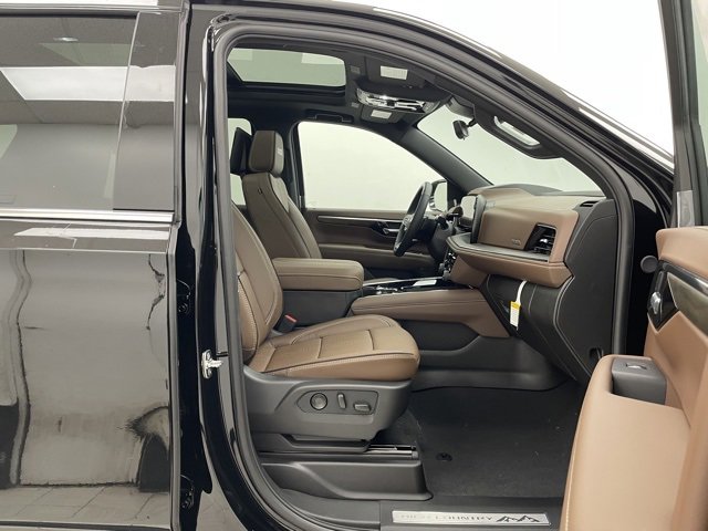 New 2026 Chevrolet Tahoe High Country image 16