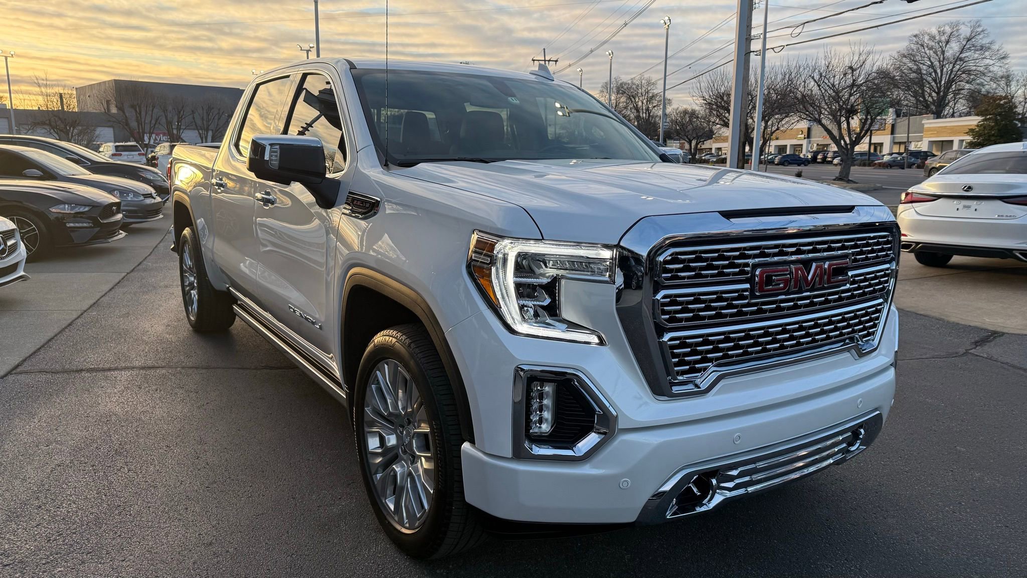 Used 2022 GMC Sierra 1500 Denali w/ Denali Premium Package image 6