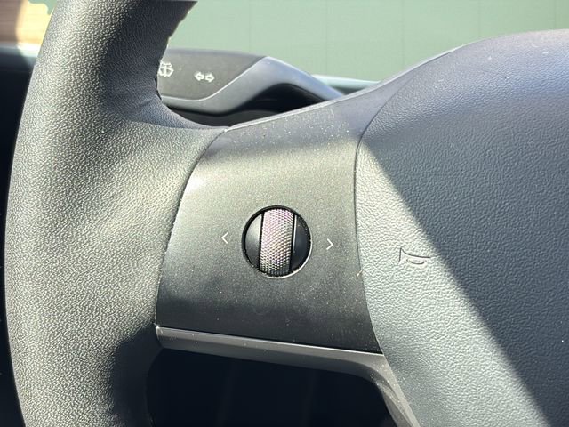 Used 2021 Tesla Model Y Long Range image 26