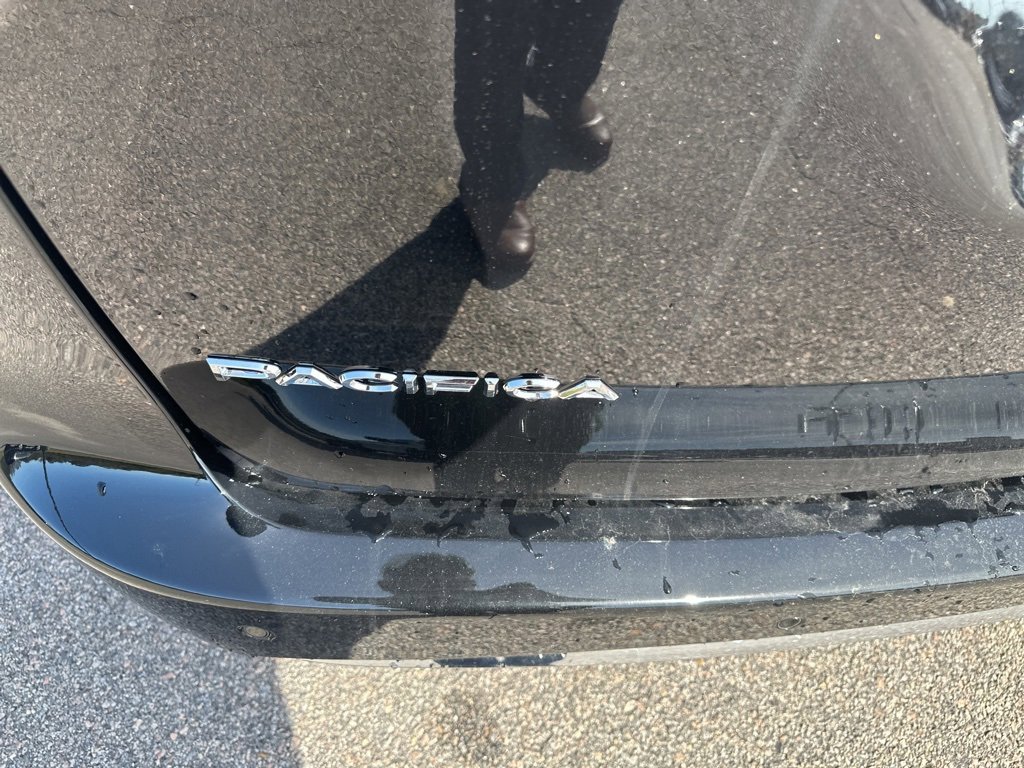 New 2026 Chrysler Pacifica Select image 11