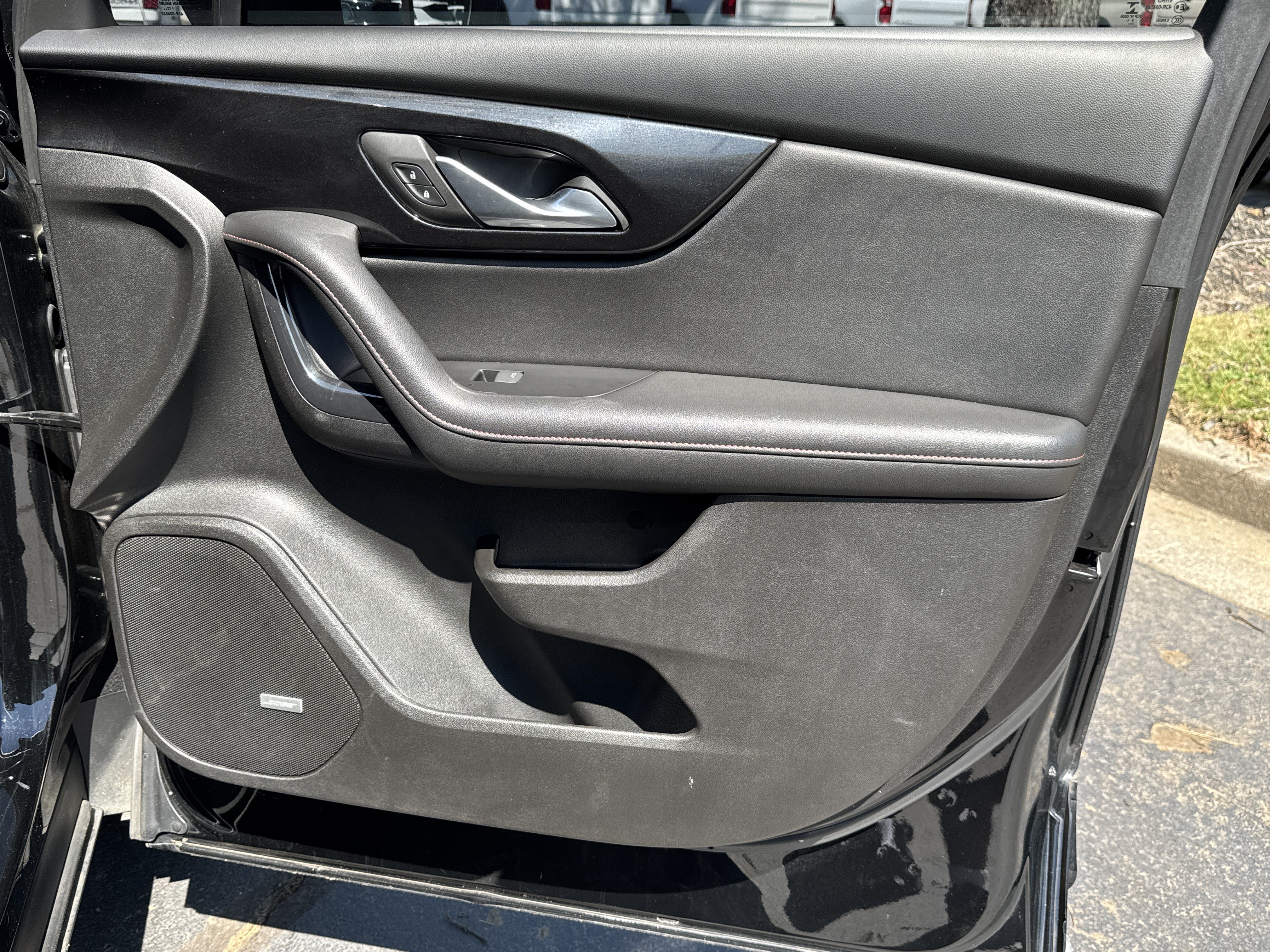 Used 2022 Chevrolet Blazer RS w/ Enhanced Convenience Package FWD image 14