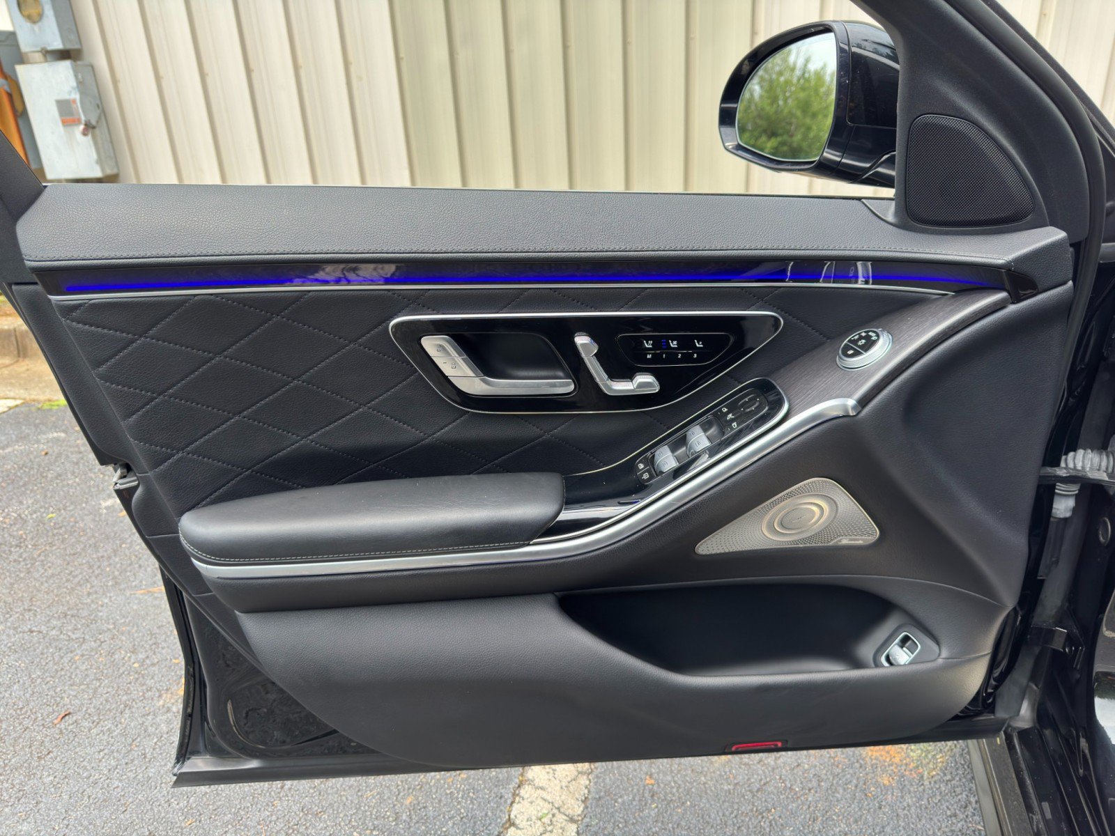 Used 2021 Mercedes-Benz S 580 4MATIC Sedan w/ AMG Line image 48