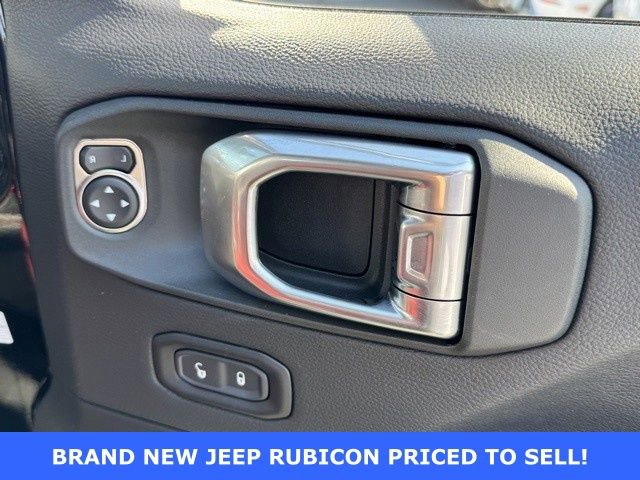 Used 2023 Jeep Wrangler Unlimited Rubicon 4xe image 13