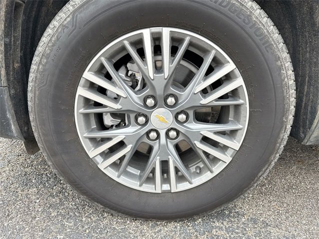 Used 2025 Chevrolet Traverse LT image 10