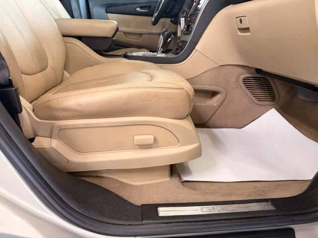 Used 2011 GMC Acadia SLT AWD/4WD image 30