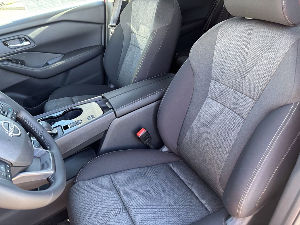 New 2026 Nissan Rogue SV image 15