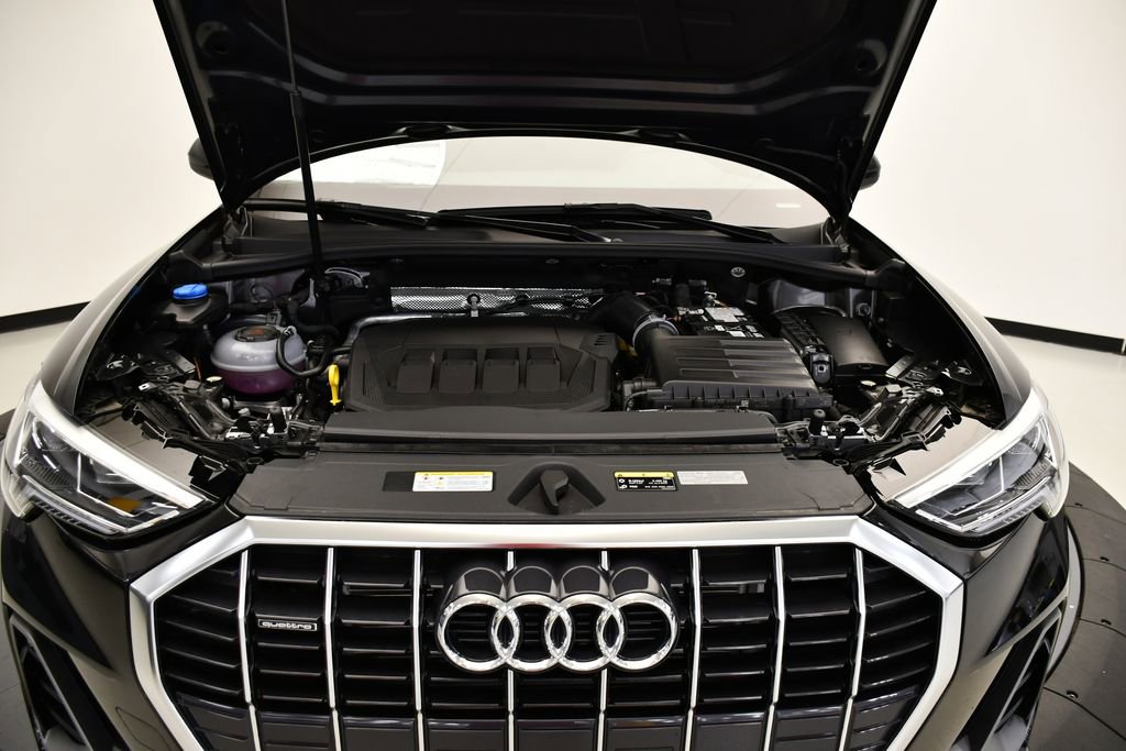 Used 2025 Audi Q3 2.0T Premium w/ Convenience Package image 13