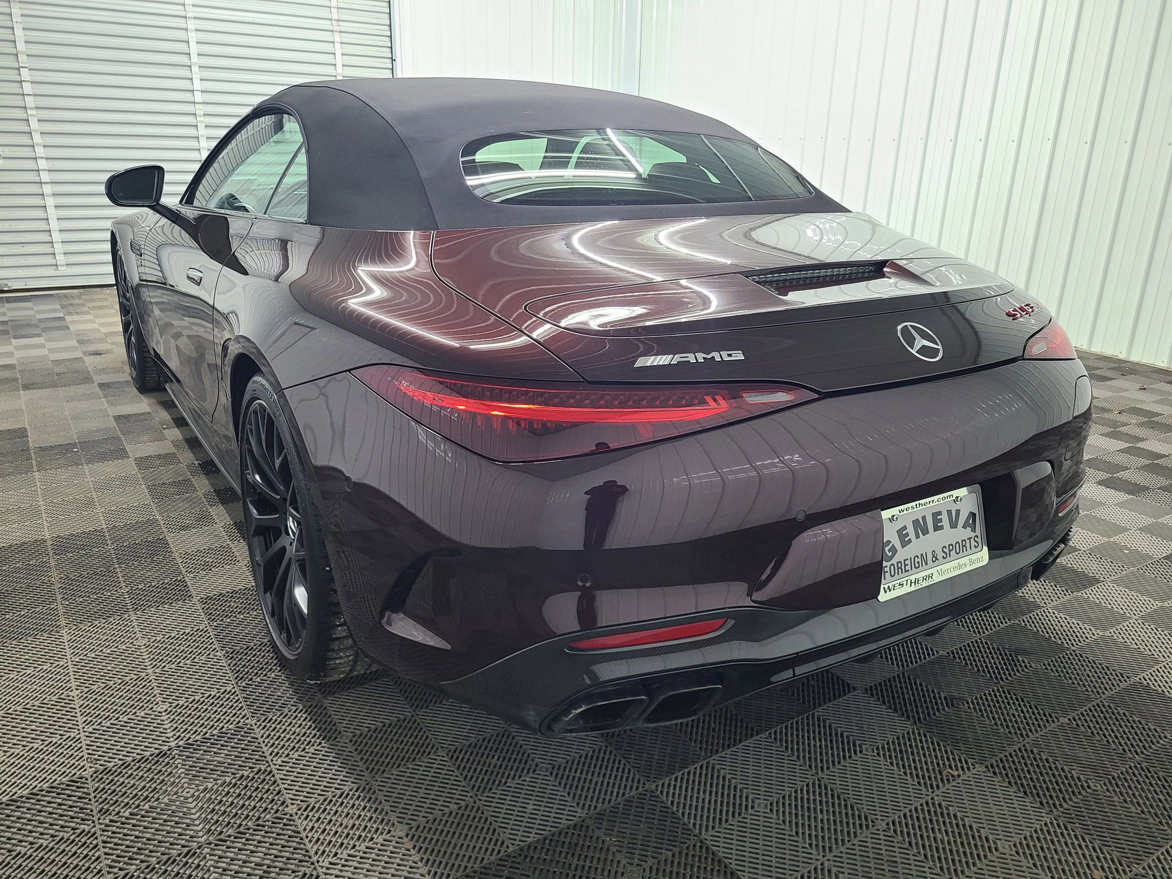 Used 2025 Mercedes-Benz SL 63 AMG S e Performance 4MATIC image 22