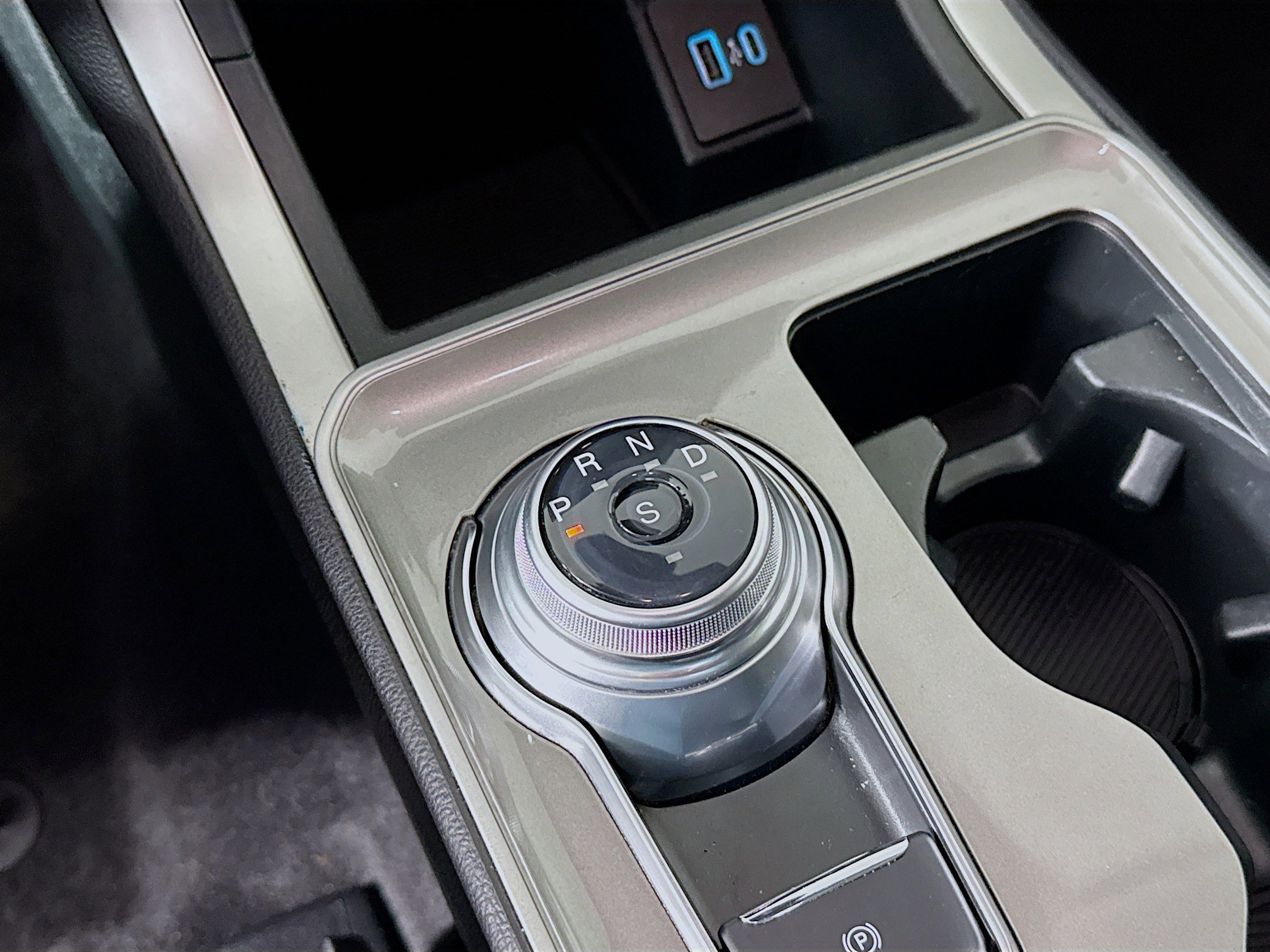 Used 2024 Ford Edge SEL AWD/4WD image 19