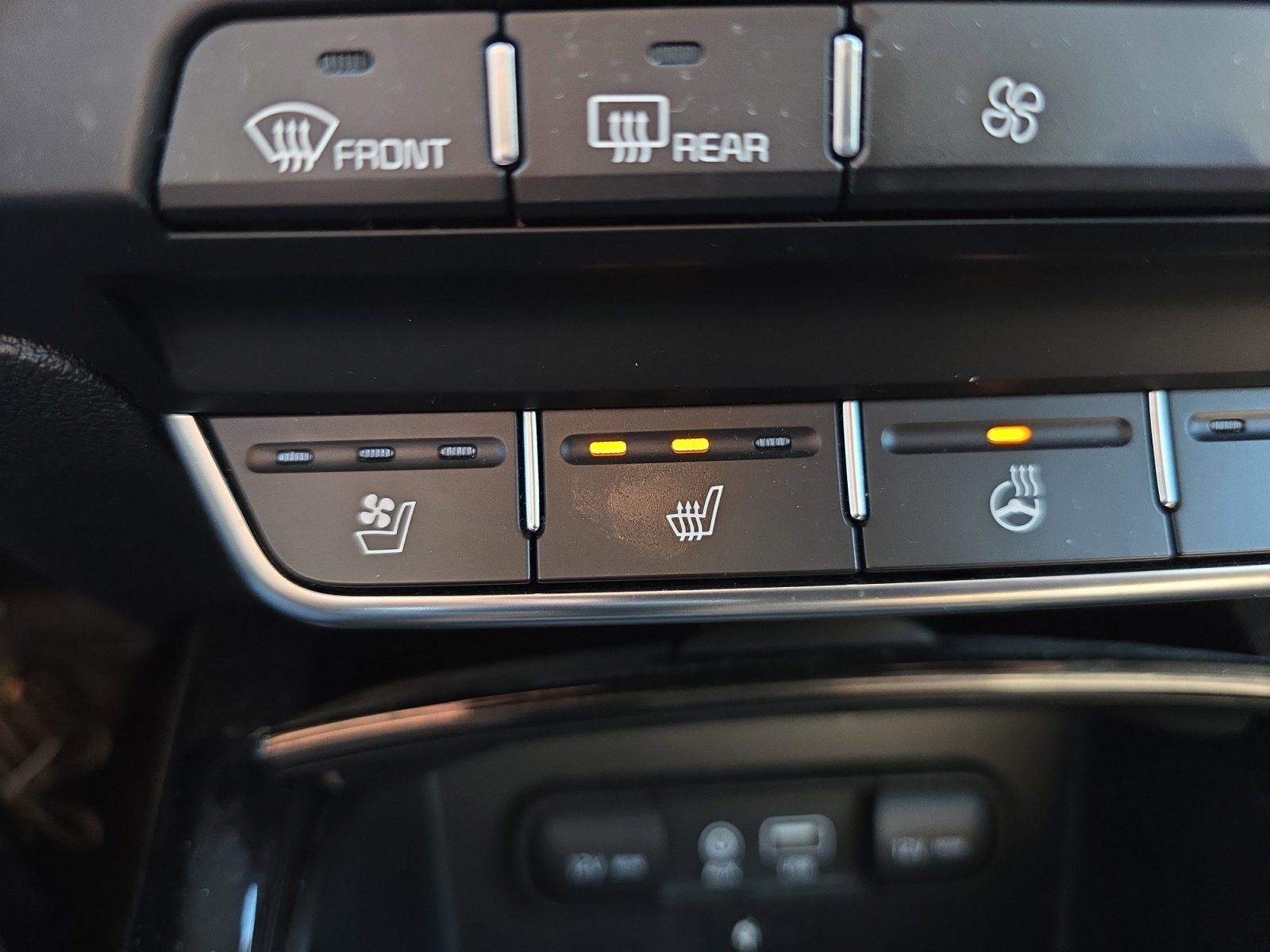 Used 2019 Kia Sorento SX w/ SX Touring Package image 21