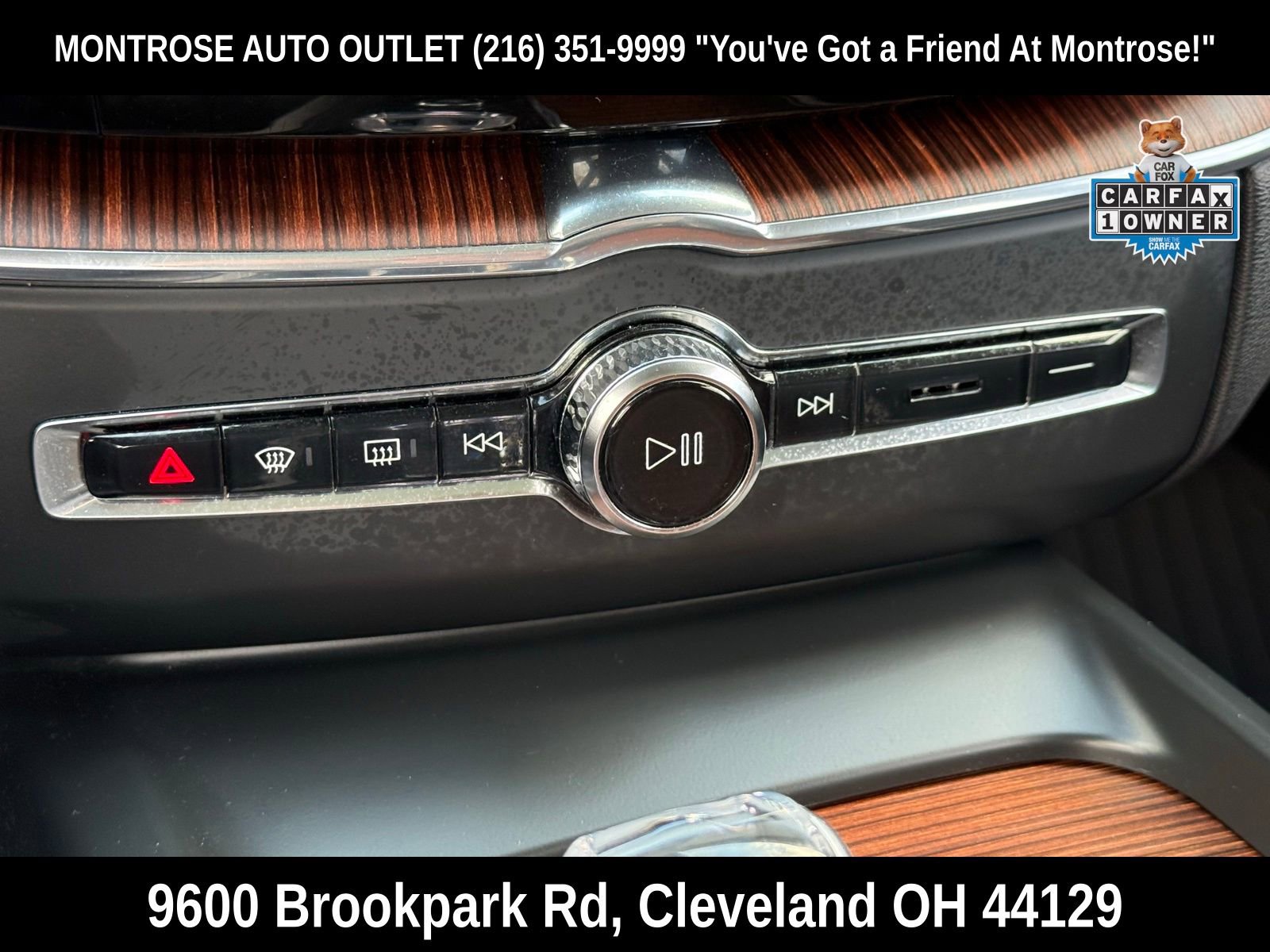 Used 2023 Volvo XC60 B5 Ultimate w/ Climate Package image 26