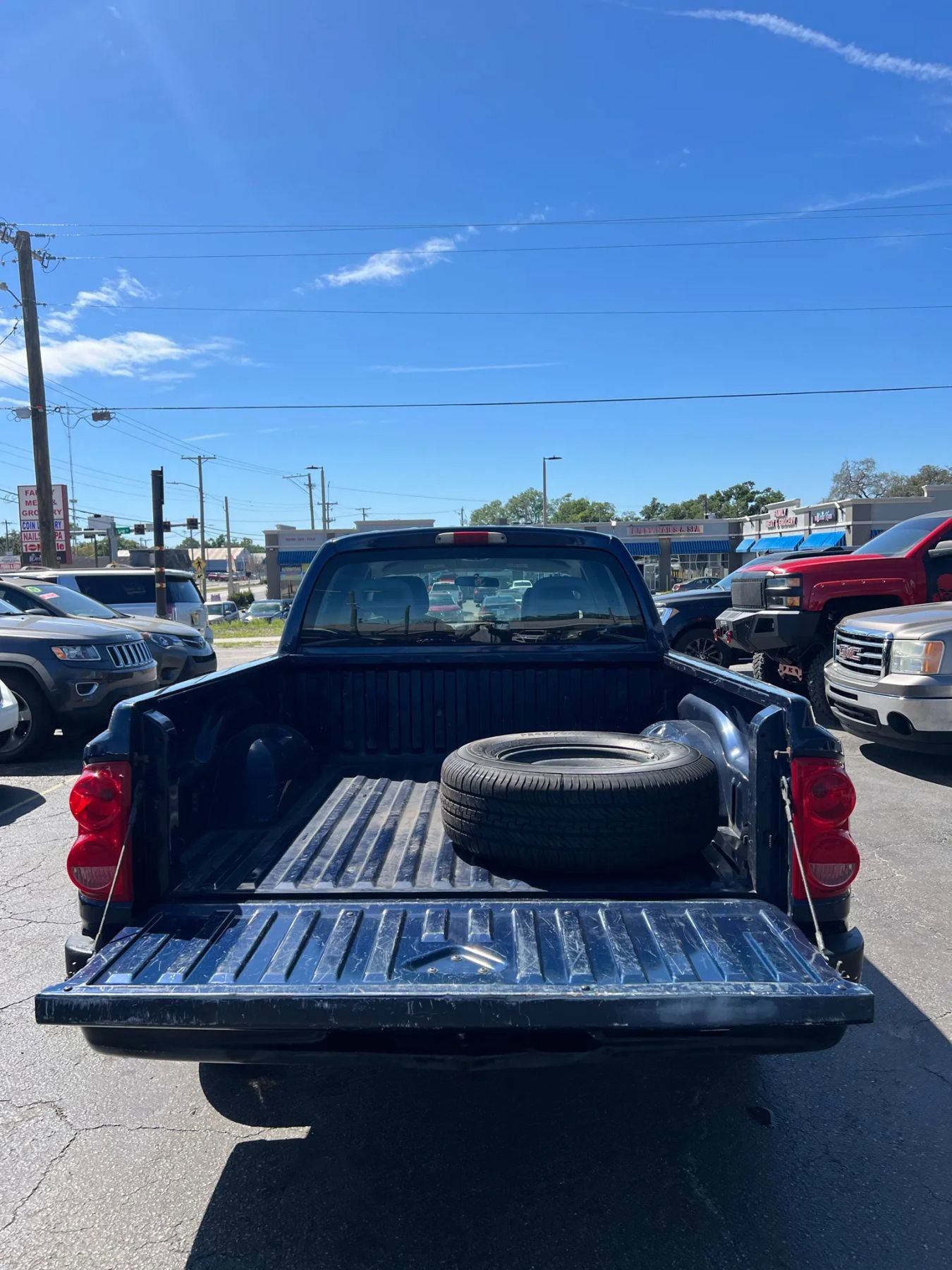 Used 2005 Dodge Dakota ST image 18