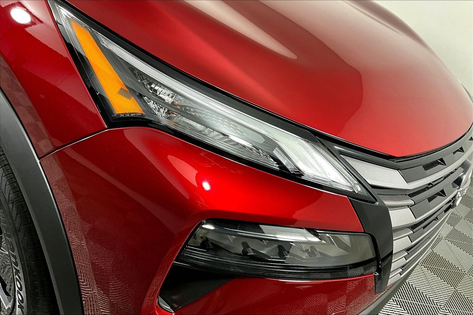 New 2026 Nissan Rogue SV w/ Cold Weather Package AWD/4WD image 8