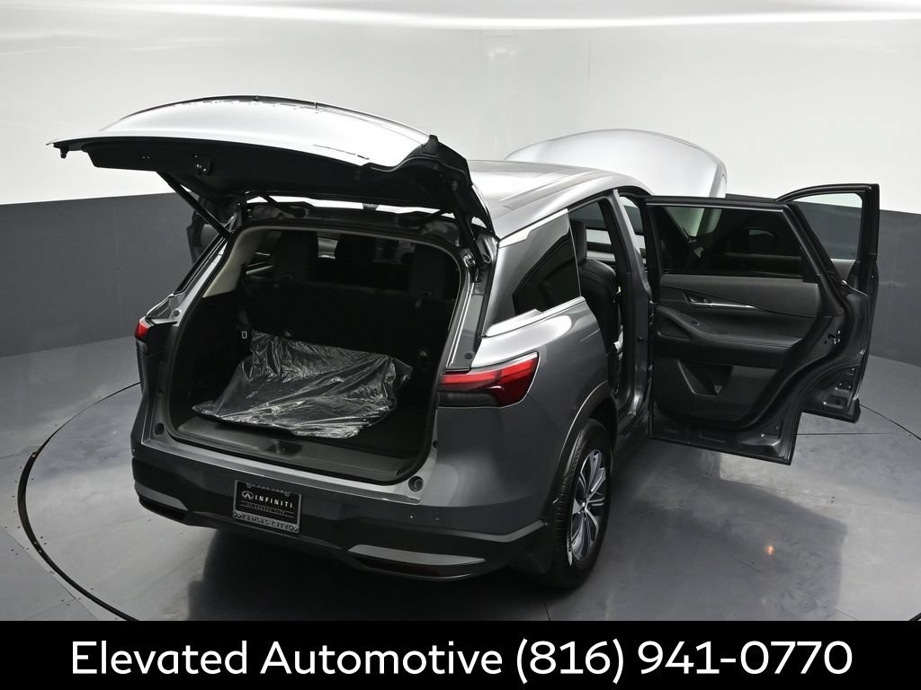 Certified 2026 INFINITI QX60 Pure w/ Cargo Package AWD/4WD image 36
