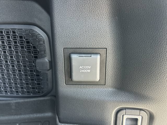 Used 2026 Toyota 4Runner Platinum AWD/4WD image 35