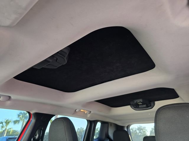 Used 2017 Jeep Renegade Sport w/ Power & Air Group image 22