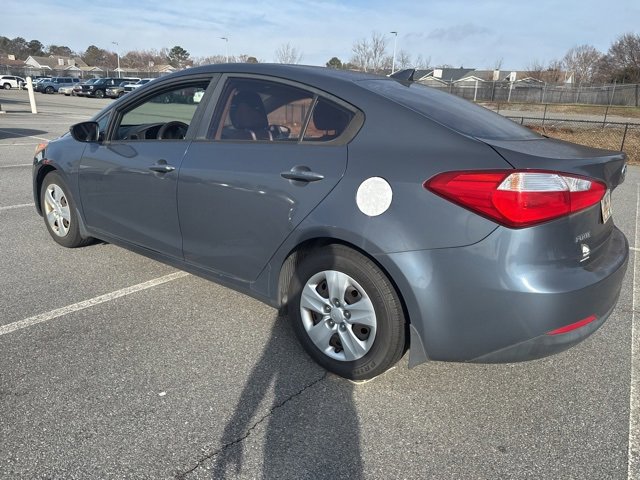 Used 2016 Kia Forte LX image 4