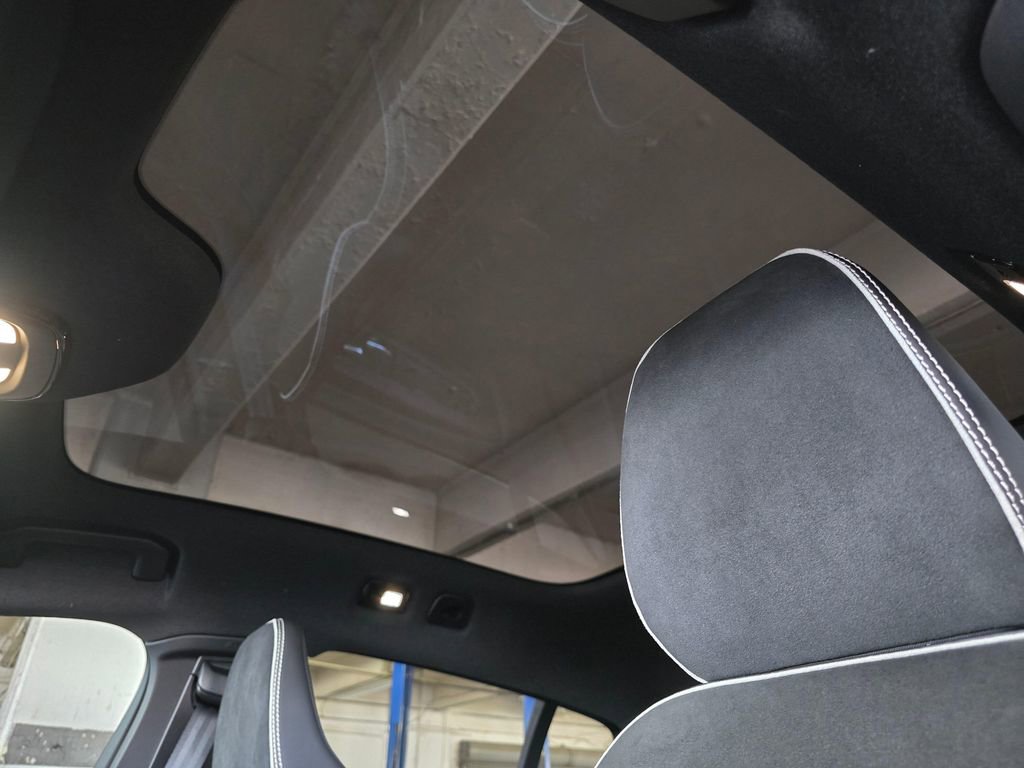 Certified 2023 Volvo C40 P8 Recharge Ultimate image 58