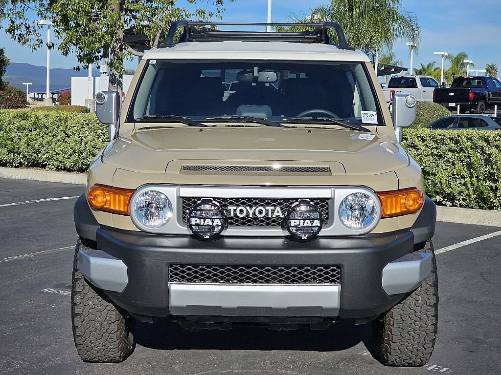 Used 2014 Toyota FJ Cruiser 4WD w/ Upgrade Package image 8