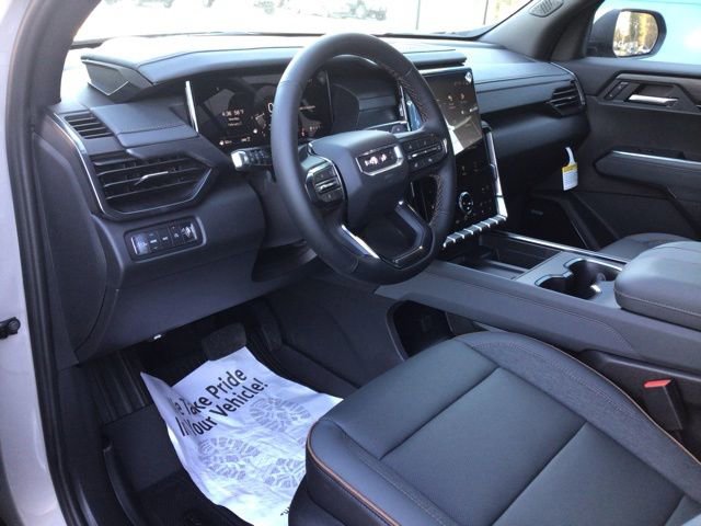 New 2026 GMC Acadia AT4 w/ LPO, Floor Liner Package image 7