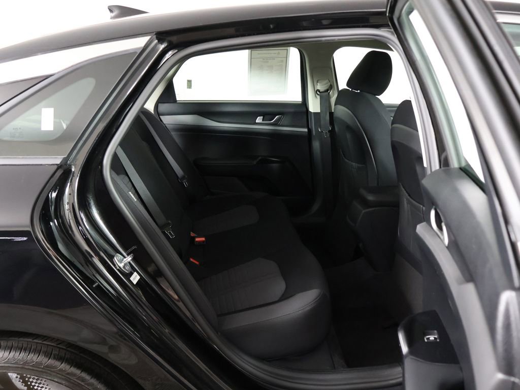 Used 2025 Kia K5 LXS FWD image 31