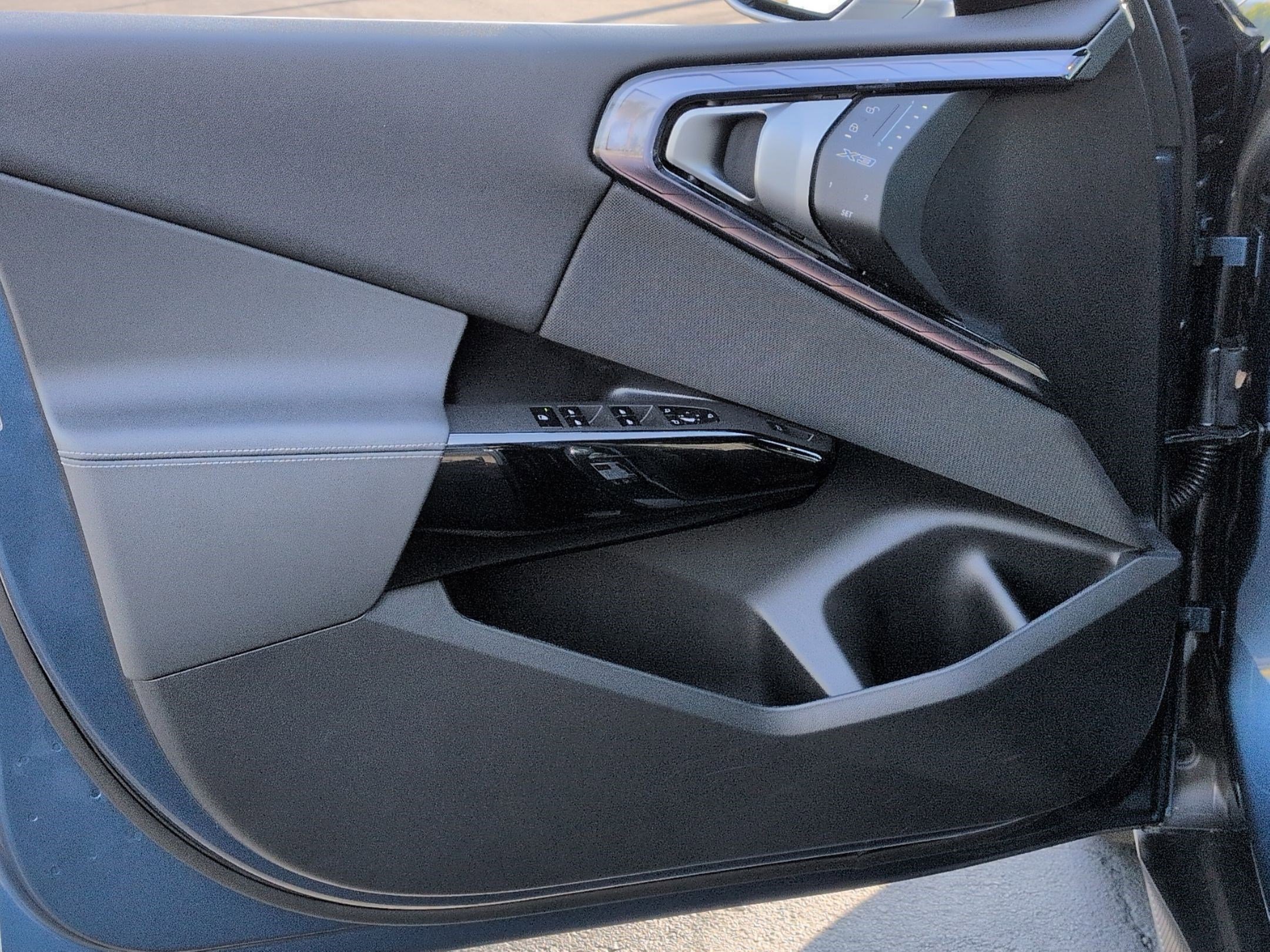 Used 2026 BMW X3 xDrive30 w/ Convenience Package AWD/4WD image 14