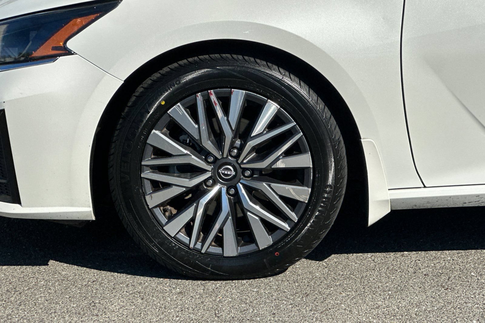 Certified 2023 Nissan Altima 2.5 SV FWD image 30