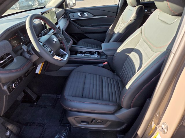 New 2026 Ford Explorer ST-Line w/ ST-Line Street Pack AWD/4WD image 6