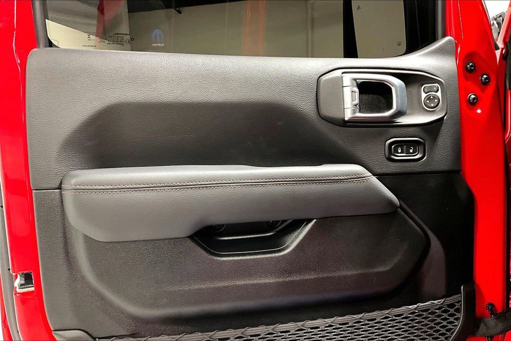 Used 2023 Jeep Wrangler Unlimited Rubicon 392 w/ Xtreme Recon 35" Tire Package image 20