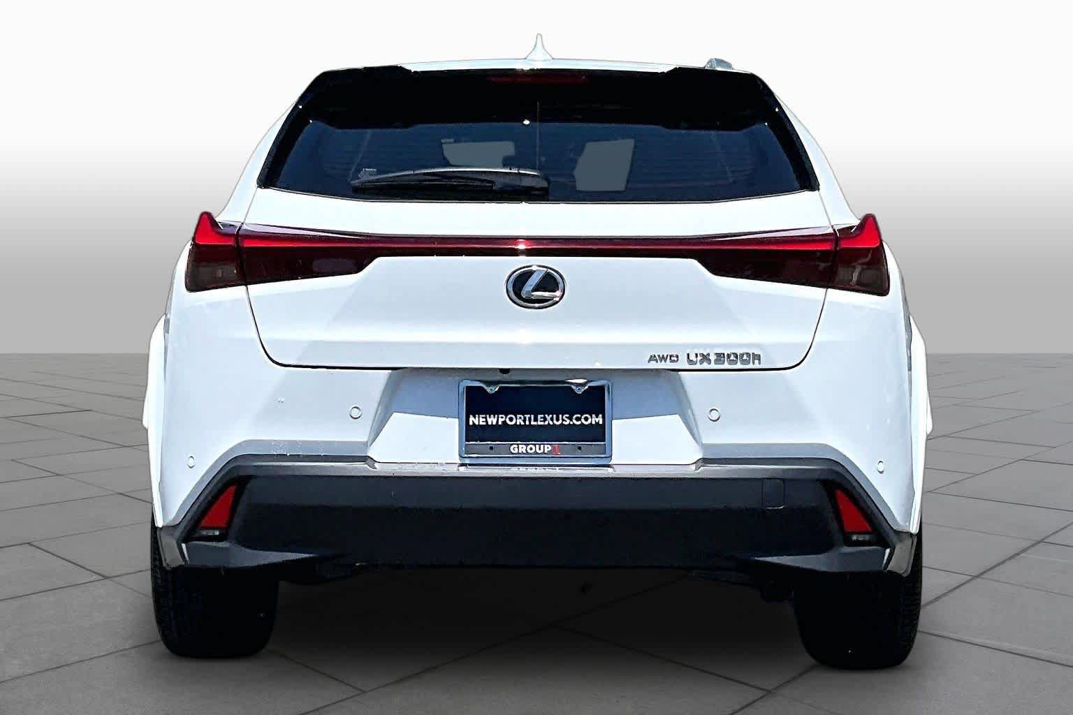 New 2026 Lexus UX 300h AWD image 4