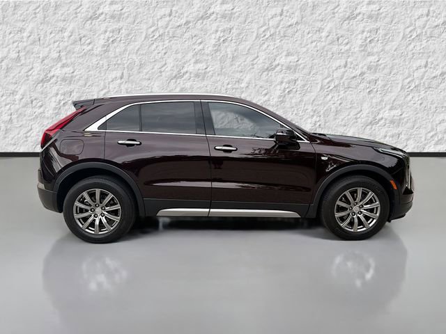 Used 2020 Cadillac XT4 Premium Luxury FWD image 2
