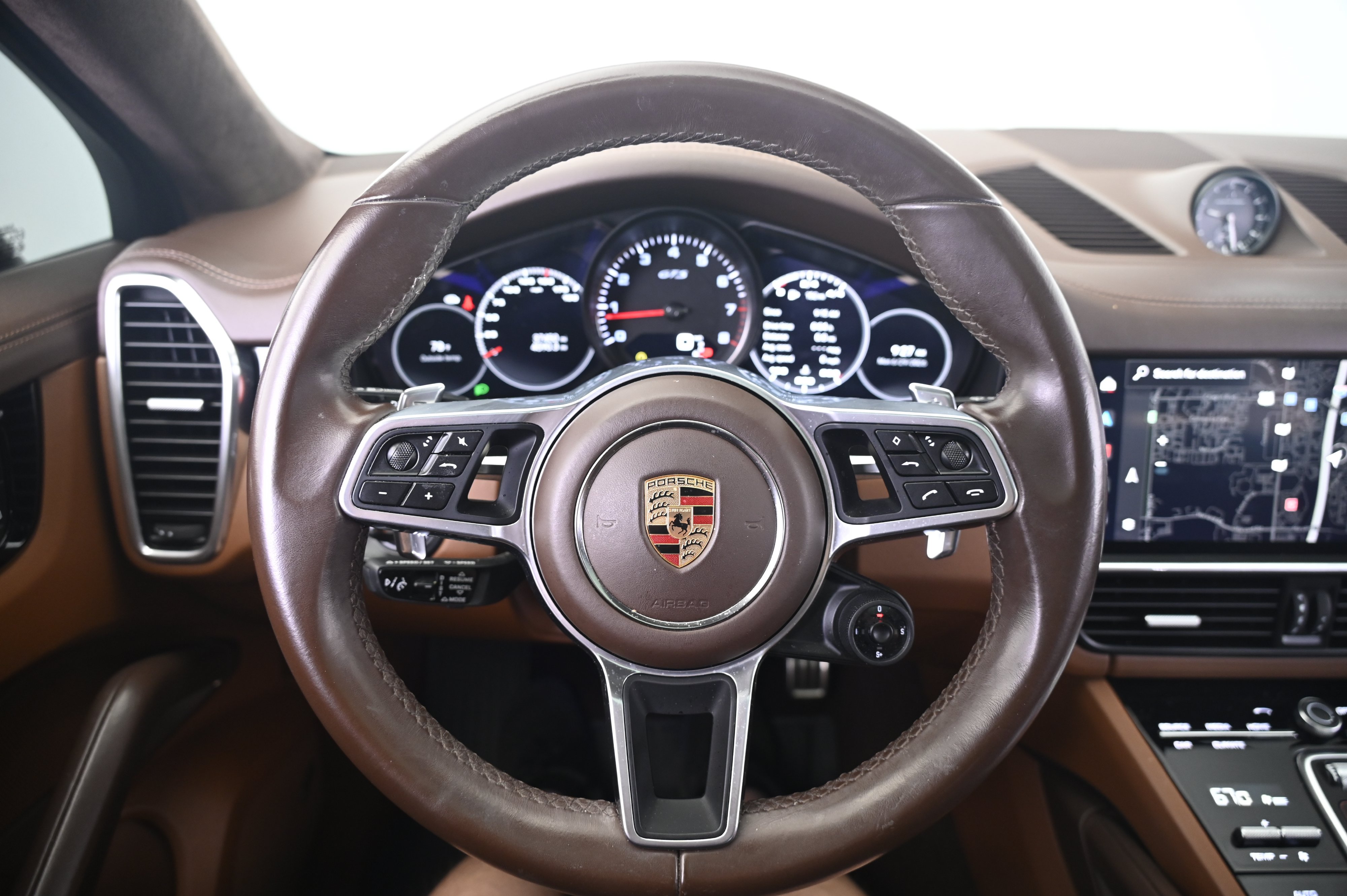 Certified 2023 Porsche Cayenne GTS AWD/4WD image 35