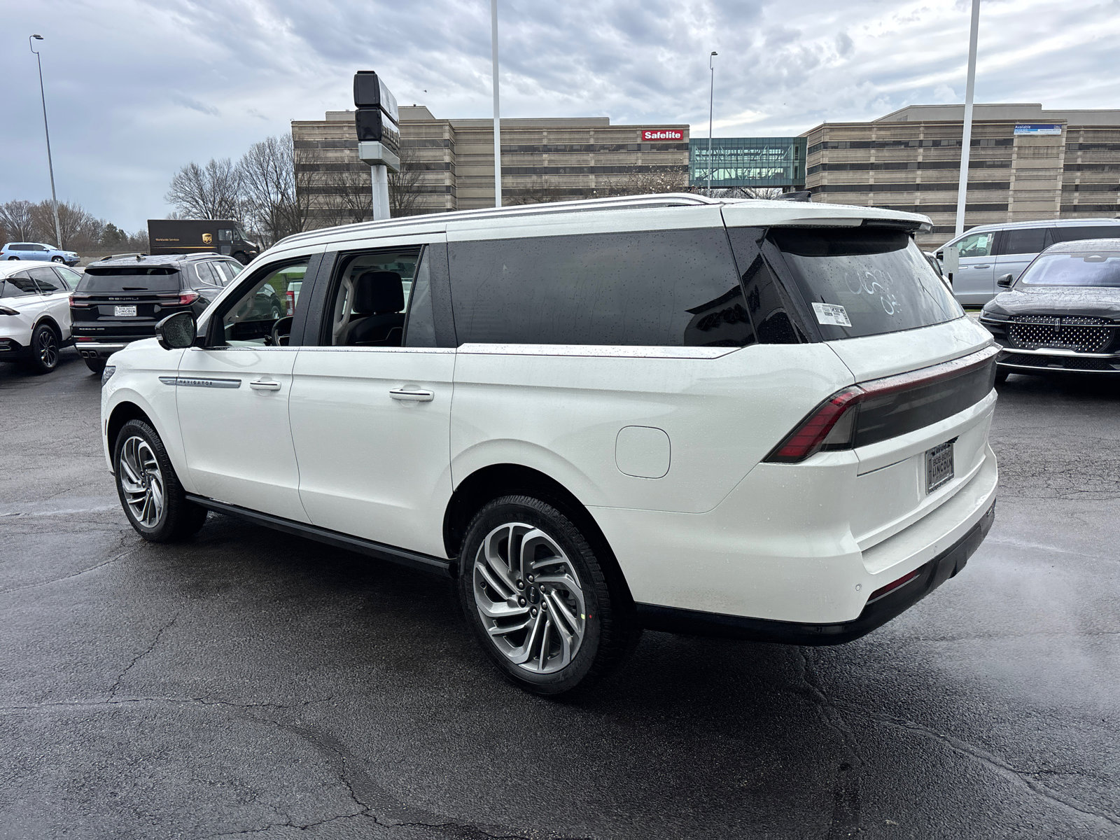 New 2026 Lincoln Navigator L Reserve image 5