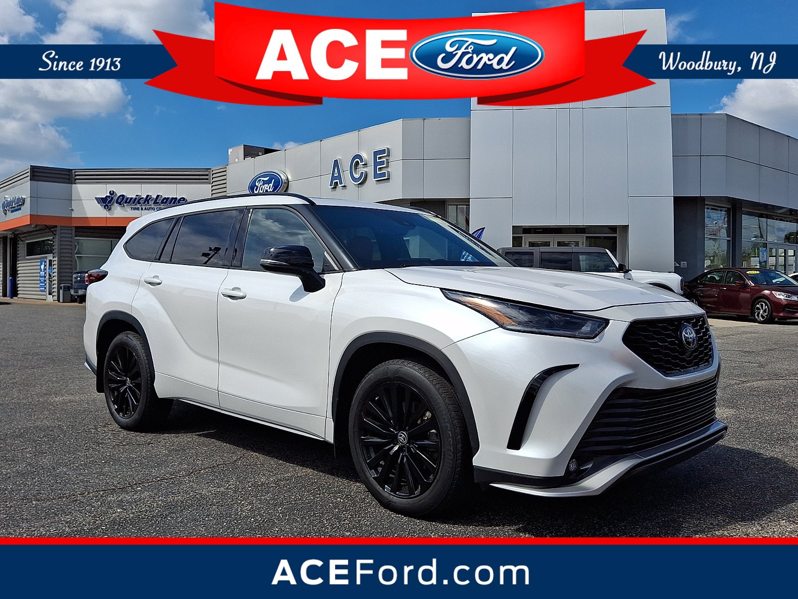 Used 2024 Toyota Highlander XSE
