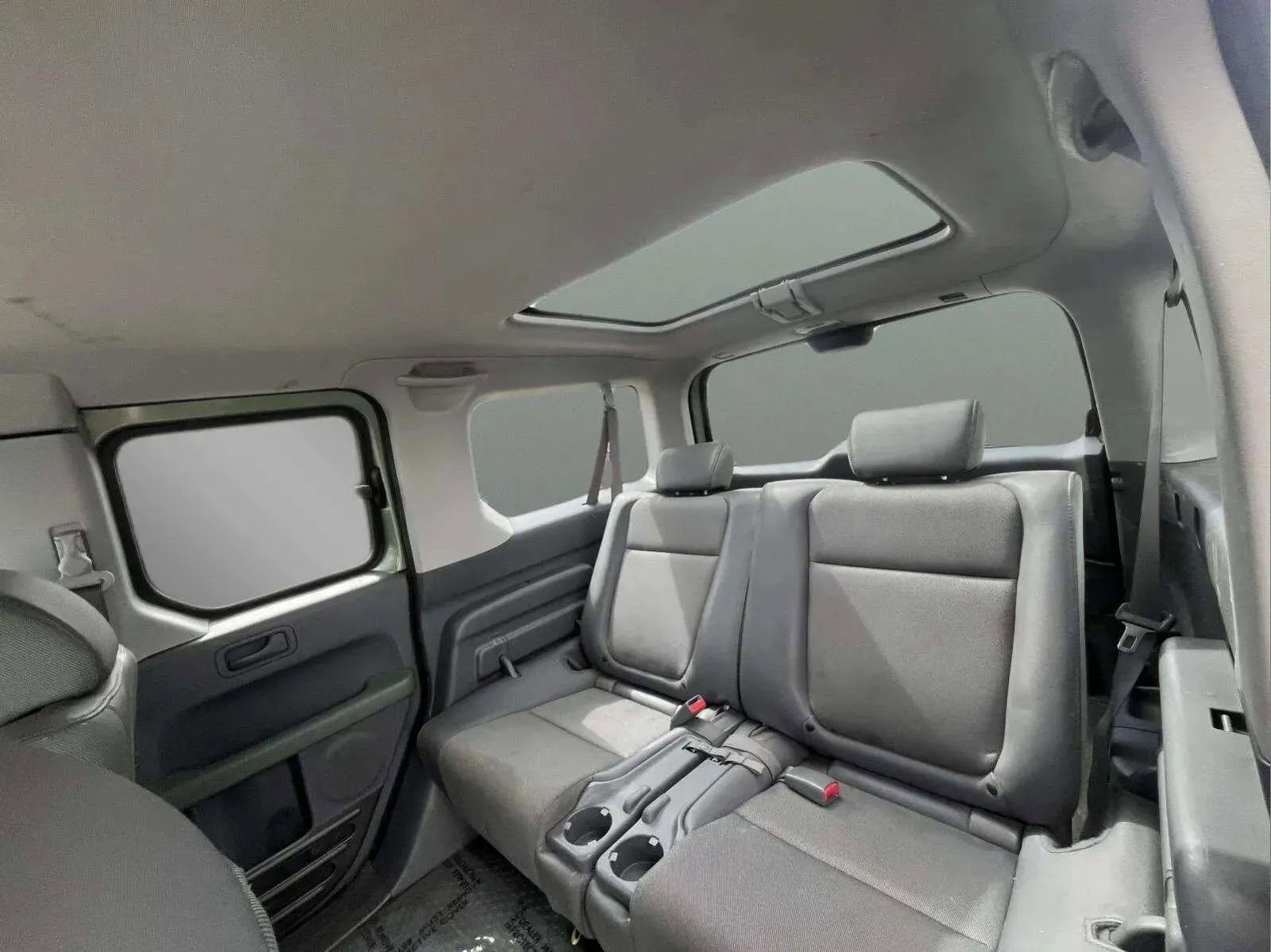 Used 2004 Honda Element EX image 12