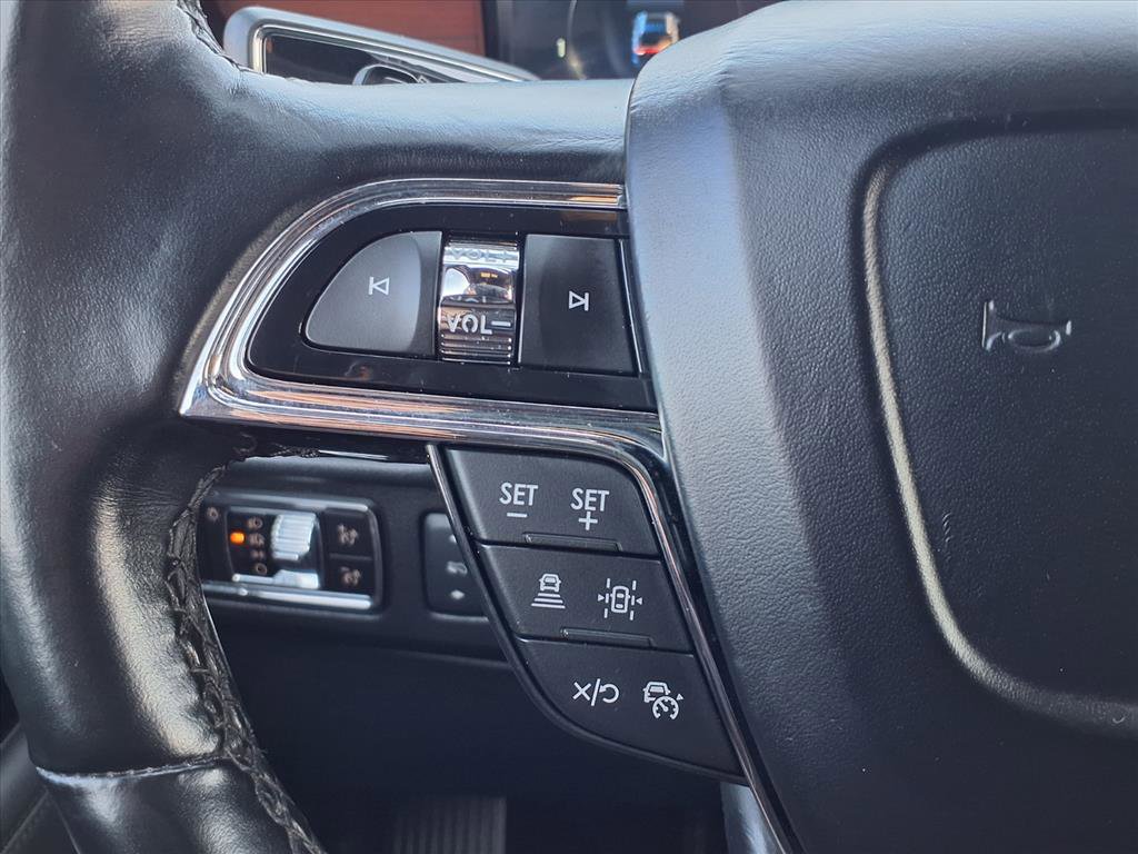Used 2023 Lincoln Navigator Reserve image 15