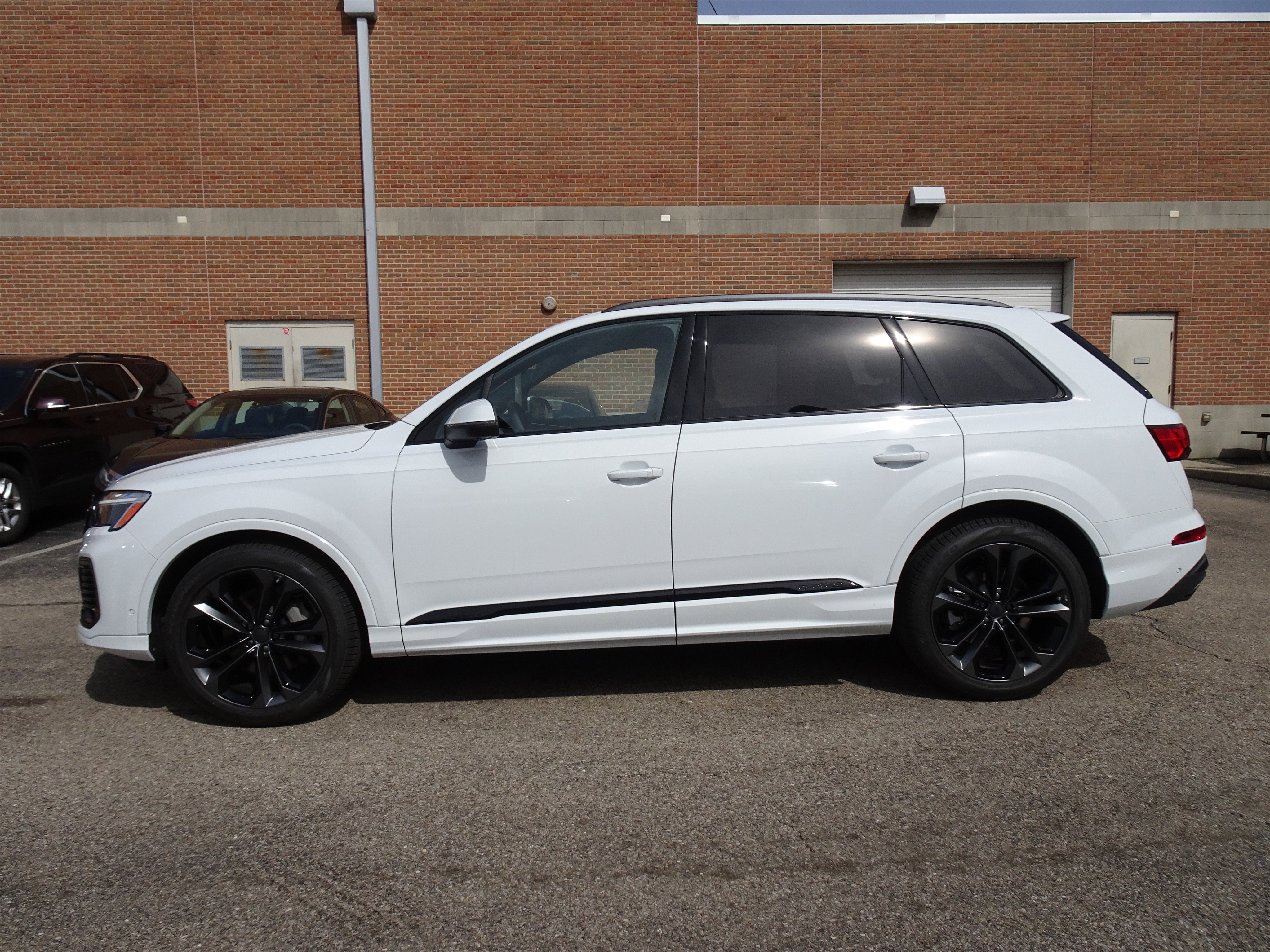 New 2026 Audi Q7 3.0T Premium Plus AWD/4WD image 2