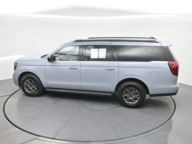 Used 2025 Ford Expedition Max Active AWD/4WD image 28