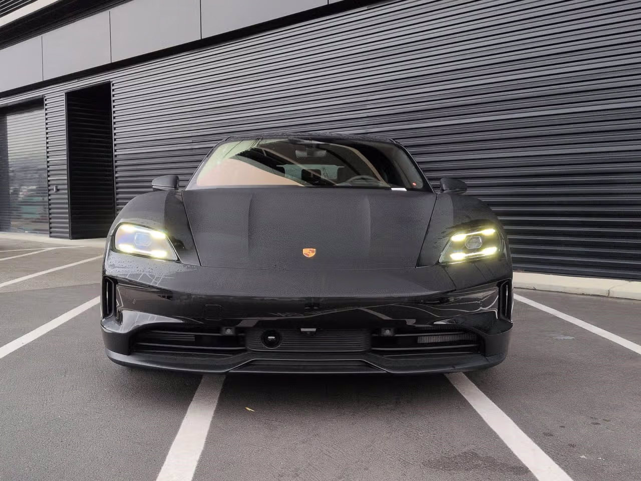 Certified 2026 Porsche Taycan RWD image 10