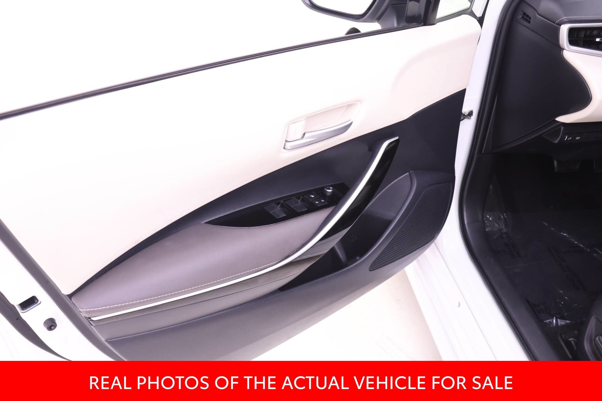 Certified 2020 Toyota Corolla XLE FWD image 9