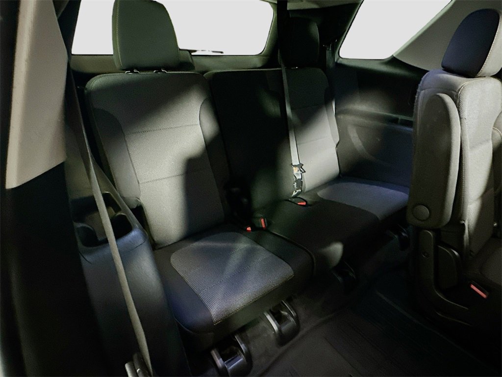 Used 2020 Chevrolet Traverse LT image 28