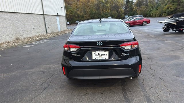 Used 2024 Toyota Corolla LE image 30