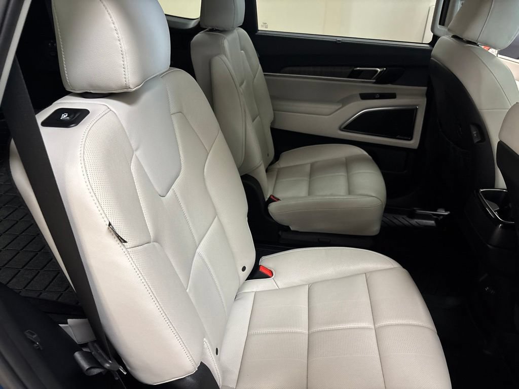 Used 2023 Kia Telluride SX AWD/4WD image 40