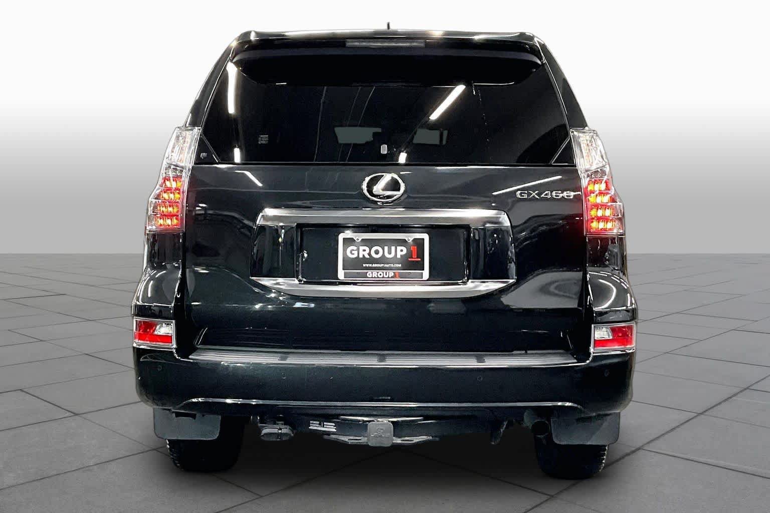 Used 2023 Lexus GX 460 Premium w/ Premium Package AWD/4WD image 5