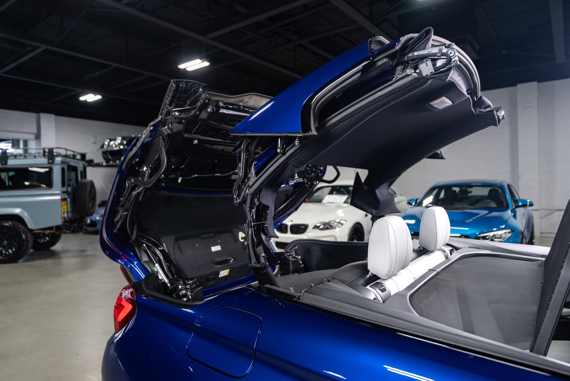 Used 2020 BMW M4 Convertible w/ Executive Package image 16